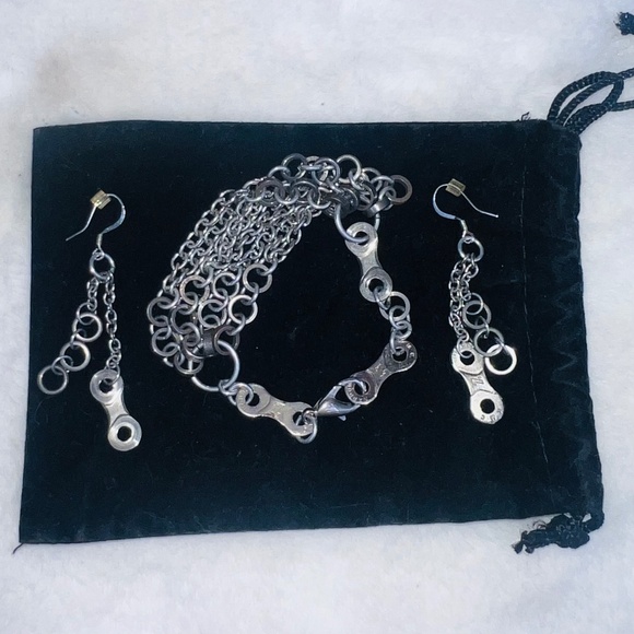 UPCYCLED BIKE / CYCLING PARTS • Adjustable Bracelet & Hook Earrings - Picture 1 of 12